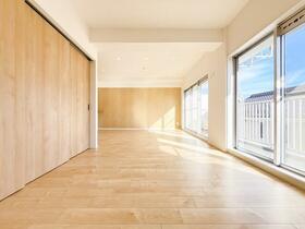 モアグレース末広