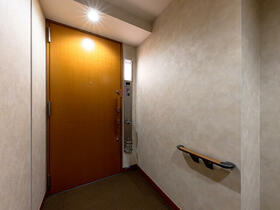 東京都千代田区神田神保町１丁目