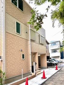 神奈川県横浜市磯子区岡村３丁目