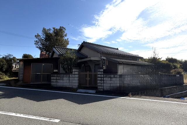 兵庫県加東市の一戸建て | 1200万円 | 3LDK | 338.61m² | Akiyama house finder