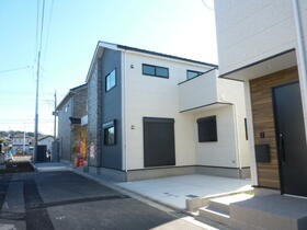 神奈川県座間市座間１丁目