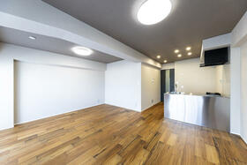 福岡県福岡市中央区港２丁目