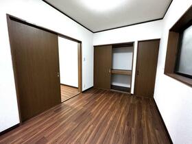 京都府京都市左京区吉田下大路町