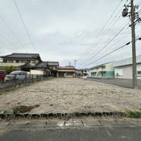愛知県一宮市三ツ井８丁目
