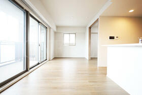 京都府京都市右京区西院久田町