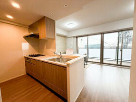 京都府京都市右京区西院久田町