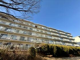 神奈川県横浜市磯子区氷取沢町