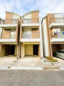 神奈川県横浜市港北区日吉７丁目