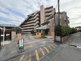 ルピナス鶴川サウスステージ