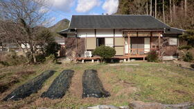 兵庫県丹波市山南町上滝