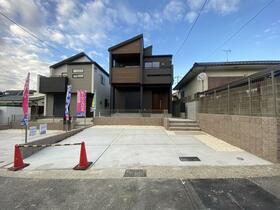 福岡県福岡市東区青葉６丁目