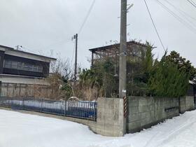 秋田県秋田市泉釜ノ町