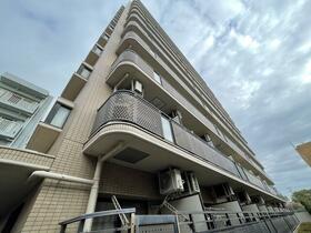 愛知県名古屋市東区徳川１丁目