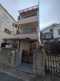 大阪府東大阪市西堤楠町３丁目