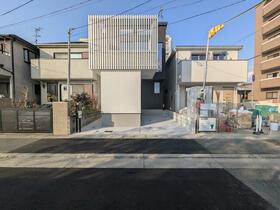 兵庫県西宮市中屋町