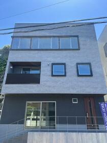 神奈川県逗子市小坪２丁目