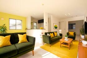 東京都日野市多摩平７丁目