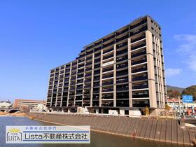 ファーネスト長与レジデンス