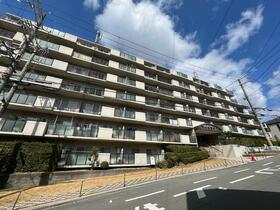 大阪府東大阪市東石切町６丁目