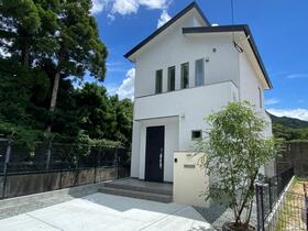 福岡県福岡市西区野方４丁目