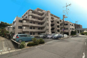 静岡県三島市若松町