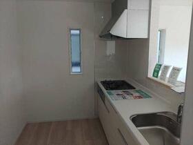 茨城県龍ケ崎市城ノ内３丁目