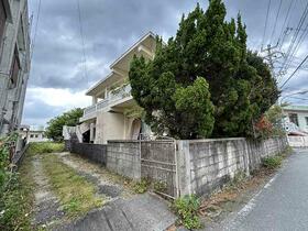 沖縄県沖縄市池原１丁目