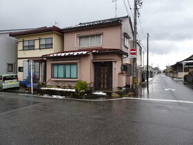 富山県富山市梅沢町３丁目