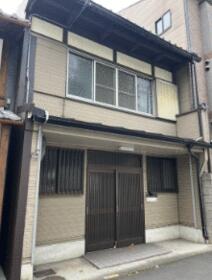 京都府京都市中京区聚楽廻松下町