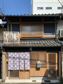 京都府京都市東山区大和大路通五条上る東入池殿町