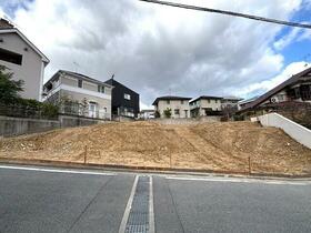 福岡県福岡市中央区平尾５丁目