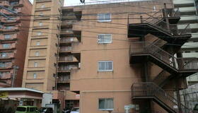 ロイヤルレジンス２号館