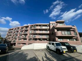 グランドパレス守恒?