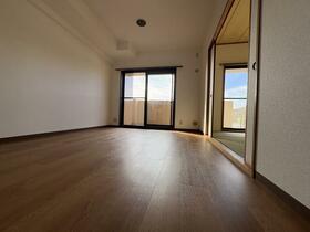 ライオンズヒルズ牛田早稲田