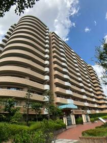 ロイヤルシャトーねやがわオークビル