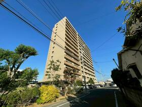 サーパスシティ栗林公園イーストテラス