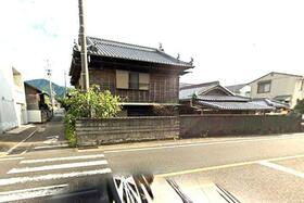 愛媛県西条市小松町新屋敷