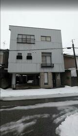 富山県富山市堀川小泉町１丁目