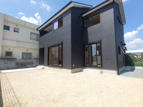 兵庫県西宮市山口町名来２丁目