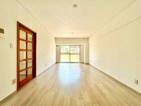 千葉県柏市松葉町４丁目