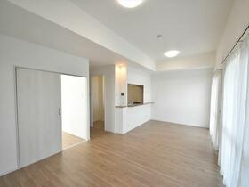 広島県広島市中区光南１丁目