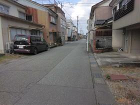 富山県富山市長柄町２丁目