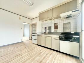 関屋あしびハイツ　１号棟