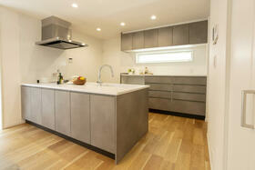 東京都港区高輪３丁目