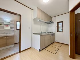 埼玉県所沢市若狭４丁目