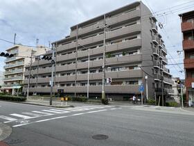 大阪府大阪市住吉区墨江１丁目