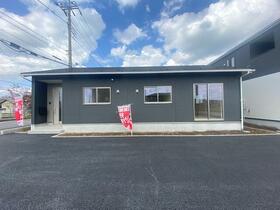 栃木県小山市東間々田２丁目