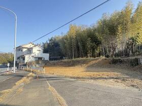 愛知県西尾市八ツ面町麓