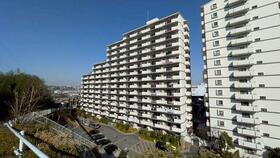 ロイヤルコート半田壱番館３０３号室