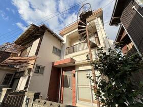 愛媛県八幡浜市穴井